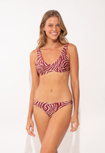 Load image into Gallery viewer, Model Front: Rio De Sol Top Top Dune Hera