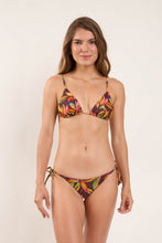 Load image into Gallery viewer, Model Front: Rio De Sol Set Set Fiore Lia Lacinho