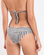 Load image into Gallery viewer, Image 05: Rio De Sol Bottom Bottom Collage Mel