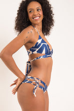 Load image into Gallery viewer, Image 04: Rio De Sol Bottom Bottom Pottery Madrid