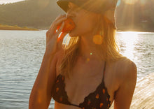 Load image into Gallery viewer, Image 06: Rio De Sol Top Top Cashew Frufru