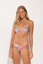 Load image into Gallery viewer, Model Front: Rio De Sol Top Top River Frufru