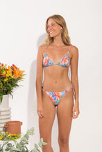 Load image into Gallery viewer, Model Front: Rio De Sol Top Top Zinnia Tri-Inv