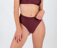 Load image into Gallery viewer, Gallery: Rio De Sol Bottom Bottom Barolo Hotpants
