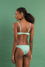 Load image into Gallery viewer, Image 12: Rio De Sol Set Set Malibu-Menta Bandeau-Duo Essential
