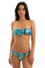 Load image into Gallery viewer, Model Front: Rio De Sol Bottom Bottom Isla Bandeau
