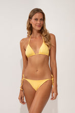 Load image into Gallery viewer, Model Front: Wednesday In Hawaii By Rio De Sol Set Set Lilikoi Kauai Kaleia
