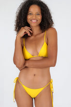 Load image into Gallery viewer, Gallery: Rio De Sol Set Set Sunflower Tri-Inv Lacinho
