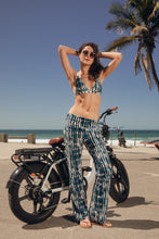 Load image into Gallery viewer, Image 06: Rio De Sol Beach Trousers Azule Murana Pants
