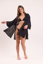 Load image into Gallery viewer, Image 11: Rio De Sol Kaftans / Cover Ups Black Kimono
